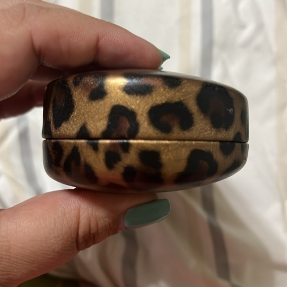 GUESS Leopard Print Brown/Black Eyeglass Case, Black Velvet inside. - Picture 8 of 10